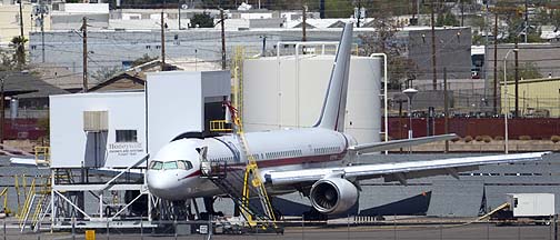 Honeywell Boeing 757-225 N757HW engine testbed at Phoenix Sky Harbor, March 30, 2012